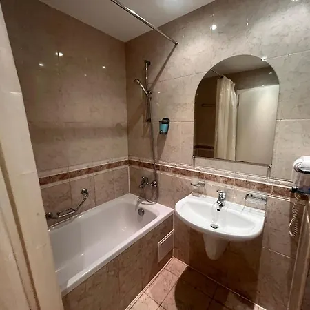 Miramar Front Self Catering No Swim Pool Access Lägenhet