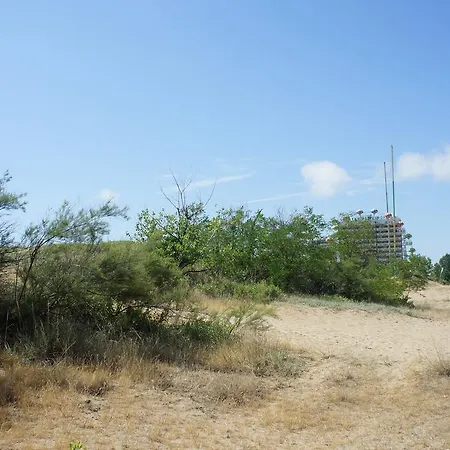 Miramar Front Self Catering No Swim Pool Access דירה