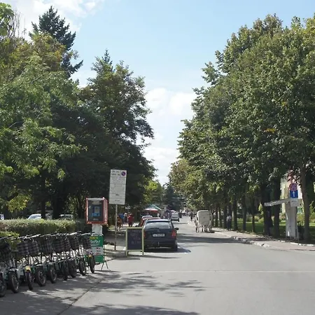 شقة Miramar Front Self Catering No Swim Pool Access ساني بيتش