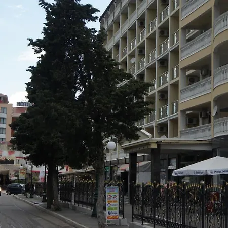 Miramar Front Self Catering No Swim Pool Access דירה