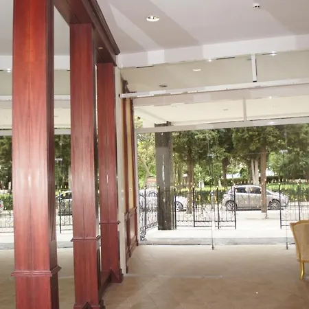 شقة Miramar Front Self Catering No Swim Pool Access ساني بيتش