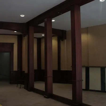 شقة Miramar Front Self Catering No Swim Pool Access *