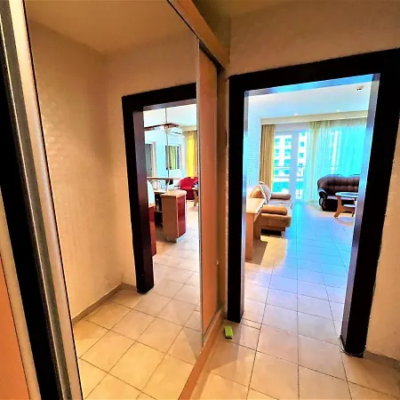 Апартаменты Miramar Front Self Catering *
