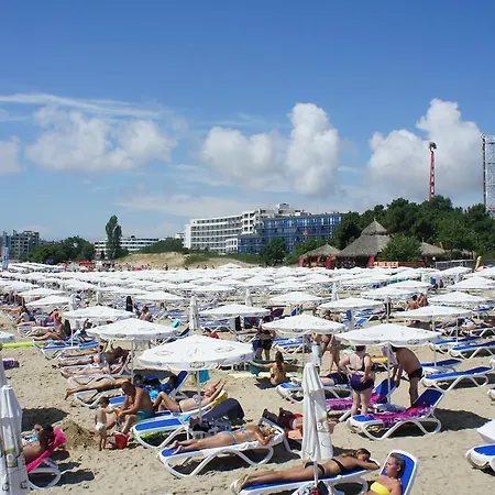 Miramar Front Self Catering No Swim Pool Access Apartament *