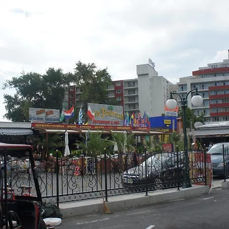 Miramar Front Self Catering No Swim Pool Access Apartament *