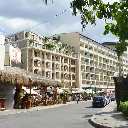 Апартаменты Miramar Front Self Catering *