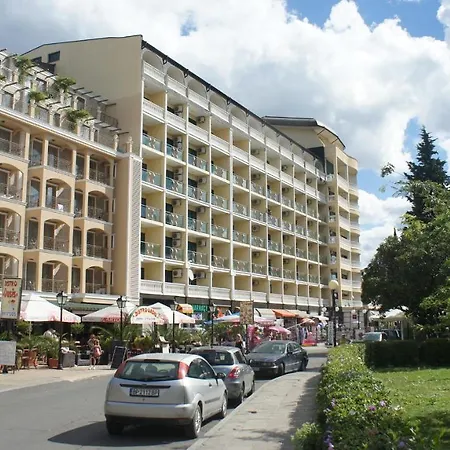 Miramar Front Self Catering No Swim Pool Access Sunny Beach